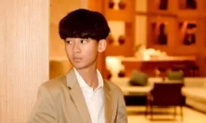 Tủ đồ hiệu của con trai Lệ Quyên